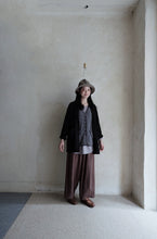 將圖片載入圖庫檢視器 Le&#39;YAGITA patchwork (knit+linen) vest unisex
