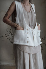 將圖片載入圖庫檢視器 Le&#39;FUKIDA ctn-linen vest unisex
