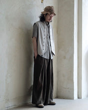 將圖片載入圖庫檢視器 Le'BENIYA double breasted vest unisex
