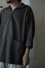 將圖片載入圖庫檢視器 Le&#39;DETA Linen work top w/pockets unisex
