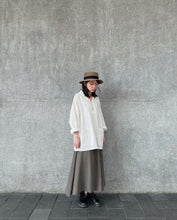 將圖片載入圖庫檢視器 Le&#39;DETA Linen work top w/pockets unisex
