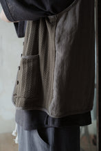 將圖片載入圖庫檢視器 Le&#39;YAGITA patchwork (knit+linen) vest unisex
