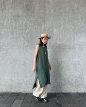 將圖片載入圖庫檢視器 Le&#39;KAITA one piece/long top w/pockets
