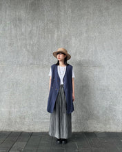 將圖片載入圖庫檢視器 Le&#39;PITKU linen vest unisex
