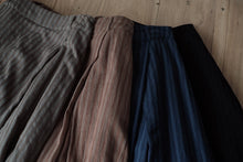 將圖片載入圖庫檢視器 Le&#39;MINA striped midiskirt
