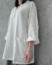 將圖片載入圖庫檢視器 Le&#39;DETA Linen work top w/pockets unisex
