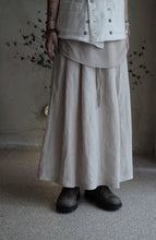 將圖片載入圖庫檢視器 Le&#39;HACHI linen striped midiskirt
