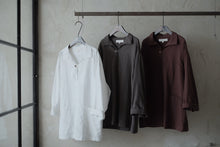 將圖片載入圖庫檢視器 Le&#39;DETA Linen work top w/pockets unisex
