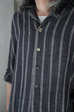 將圖片載入圖庫檢視器 Le'GAKUEI striped linen shirt/top unsex

