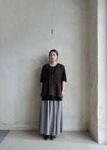 將圖片載入圖庫檢視器 Le&#39;CHISAE linen vest/top unisex
