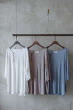 將圖片載入圖庫檢視器 Le&#39;KELISA button basic top unisex
