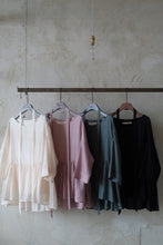 將圖片載入圖庫檢視器 Le&#39;WARITA top w/inner vest
