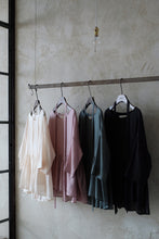 將圖片載入圖庫檢視器 Le&#39;WARITA top w/inner vest
