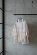 將圖片載入圖庫檢視器 Le&#39;WARITA top w/inner vest
