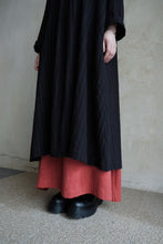將圖片載入圖庫檢視器 Le&#39;BENISH linen dark striped long top w/pockets
