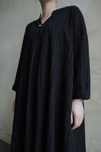將圖片載入圖庫檢視器 Le&#39;BENISH linen dark striped long top w/pockets
