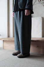 將圖片載入圖庫檢視器 Le'GARIDA trousers unisex
