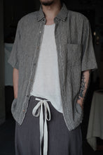 將圖片載入圖庫檢視器 Le&#39;IKUJI linen striped shirt w/pockets unisex
