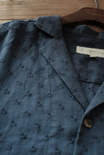 將圖片載入圖庫檢視器 Le'EKIYA pattern linen shirt unisex
