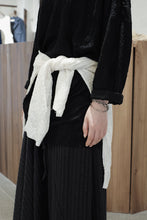 將圖片載入圖庫檢視器 Le'FUAYA eyelet lace top
