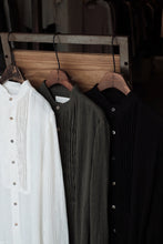 將圖片載入圖庫檢視器 Le&#39;TEGURII linen shirt/top unisex
