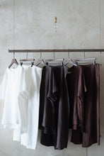 將圖片載入圖庫檢視器 Le&#39;RUKIYA linen wrap pants unisex

