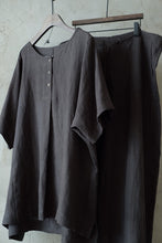 將圖片載入圖庫檢視器 Le&#39;RUKIYA linen top unisex
