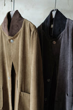 將圖片載入圖庫檢視器 Le'YAGITA corduroy long coat unisex
