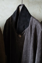 將圖片載入圖庫檢視器 Le'YAGITA corduroy long coat unisex
