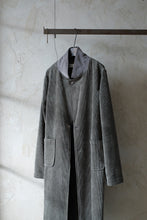 將圖片載入圖庫檢視器 Le'YAGITA corduroy long coat unisex
