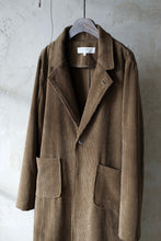 將圖片載入圖庫檢視器 Le'YAGITA corduroy long coat unisex
