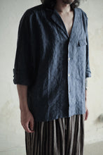 將圖片載入圖庫檢視器 Le'EKIYA pattern linen shirt unisex
