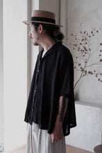 將圖片載入圖庫檢視器 Le&#39;KAYURI embroidery Tencel short-sleeved shirt w/pockets unisex
