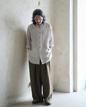 將圖片載入圖庫檢視器 Le'CANVIA linen shirt/top whit pockets unisex
