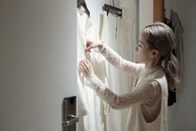 將圖片載入圖庫檢視器 Le&#39;ELENIA embroidered vest/one piece
