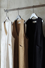 將圖片載入圖庫檢視器 Le&#39;ELENIA embroidered vest/one piece
