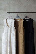 將圖片載入圖庫檢視器 Le&#39;ELENIA embroidered vest/one piece

