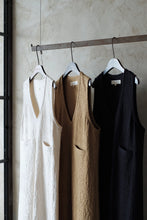 將圖片載入圖庫檢視器 Le&#39;ELENIA embroidered vest/one piece
