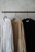 將圖片載入圖庫檢視器 Le'CANVIA linen shirt/top whit pockets unisex
