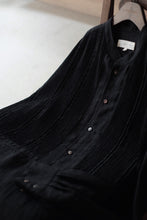 將圖片載入圖庫檢視器 Le'CANVIA linen shirt/top whit pockets unisex
