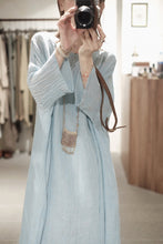 將圖片載入圖庫檢視器 Le'UKIDA linen long top w/pockets unisex
