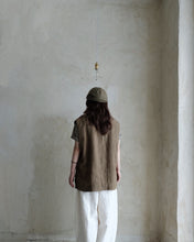 將圖片載入圖庫檢視器 Le&#39;CHISAE linen vest/top unisex
