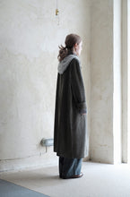 將圖片載入圖庫檢視器 Le'YAGITA corduroy long coat unisex
