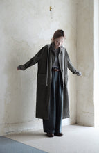 將圖片載入圖庫檢視器 Le'YAGITA corduroy long coat unisex
