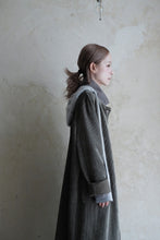 將圖片載入圖庫檢視器 Le'YAGITA corduroy long coat unisex

