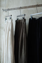 將圖片載入圖庫檢視器 Le&#39;DEMURA wide pants unisex
