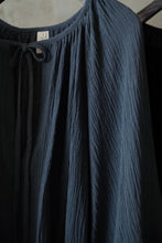 將圖片載入圖庫檢視器 Le&#39;ZUKAI French puff-sleeve top
