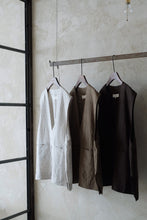將圖片載入圖庫檢視器 Le&#39;CHISAE linen vest/top unisex
