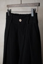 將圖片載入圖庫檢視器 Le'TEMARI trousers unisex
