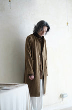 將圖片載入圖庫檢視器 Le'YAGITA corduroy long coat unisex
